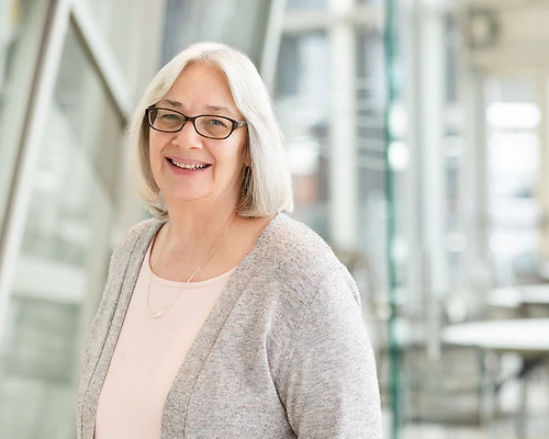 Paralegal Dawn Jones