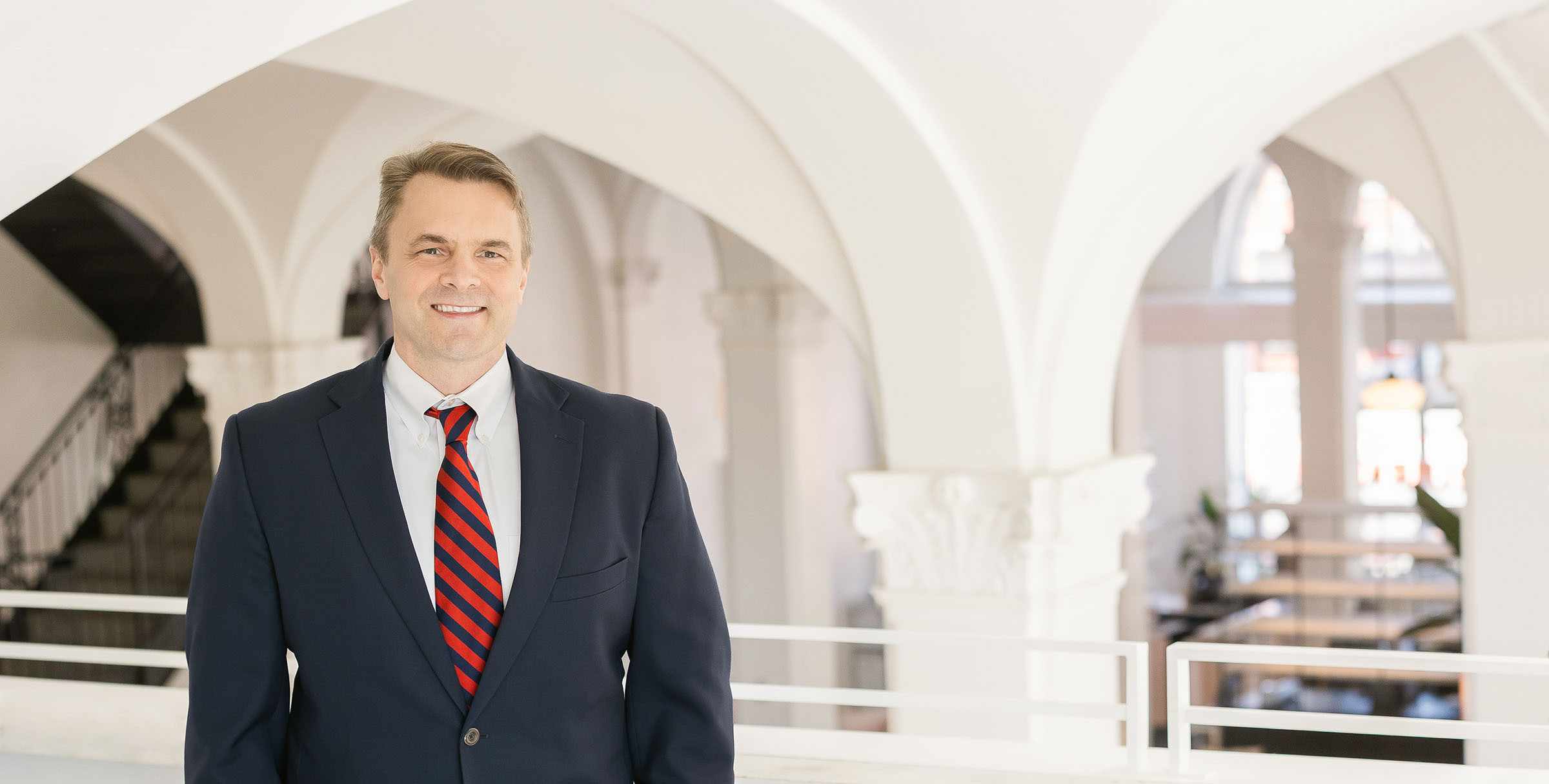 Attorney Carter Lee